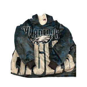 Philadelphia Eagles Sherpa Pullover Throw Hoodie One size Fits most SKU 9233